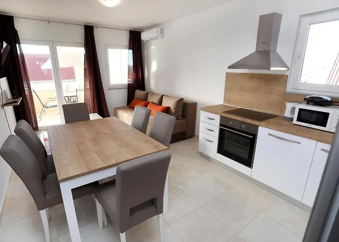 In Okrug Gornji With Sea View, Terrace, Air Conditioning, Wifi 5059-1 Trogir