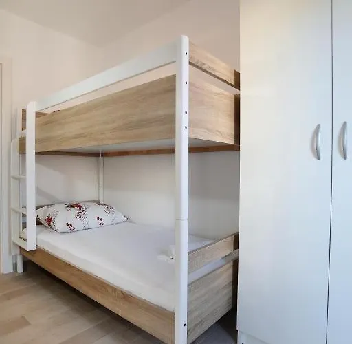 In Okrug Gornji With Sea View, Terrace, Air Conditioning, Wifi 5059-1 Appartement Trogir