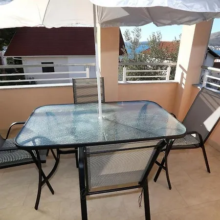 Lägenhet In Okrug Gornji With Sea View, Terrace, Air Conditioning, Wifi 5059-1