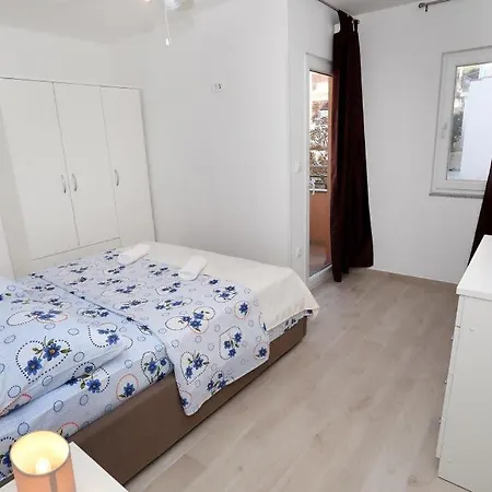 In Okrug Gornji With Sea View, Terrace, Air Conditioning, Wifi 5059-1 *