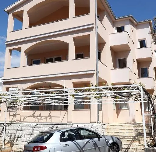 In Okrug Gornji With Sea View, Terrace, Air Conditioning, Wifi 5059-1 *