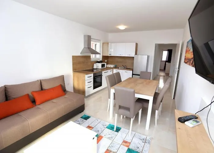 In Okrug Gornji With Sea View, Terrace, Air Conditioning, Wifi 5059-1 公寓